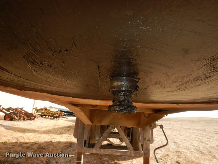 image for item DE2514 1991 Borco DS end dump trailer