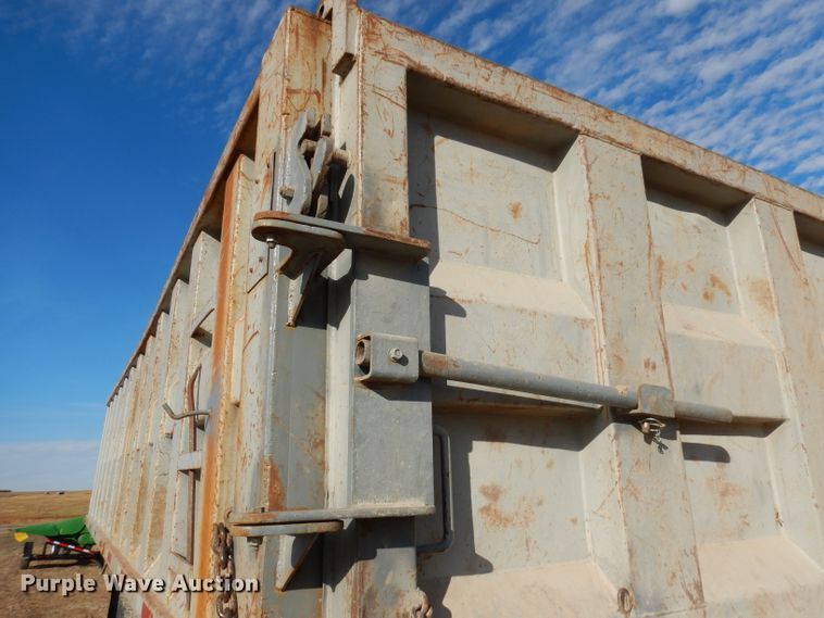 image for item DE2514 1991 Borco DS end dump trailer