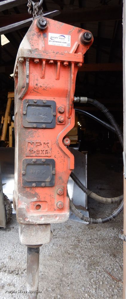 image for item DE2518 NPK H-8XA breaker