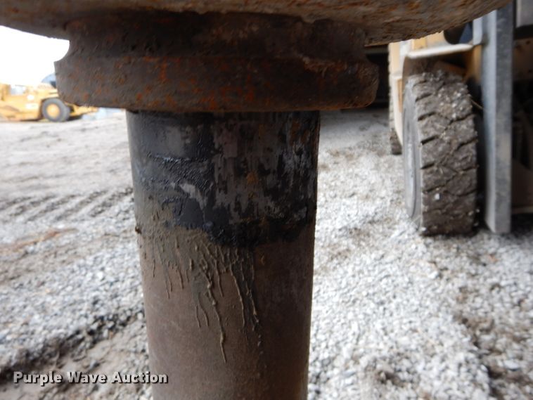 image for item DE2518 NPK H-8XA breaker