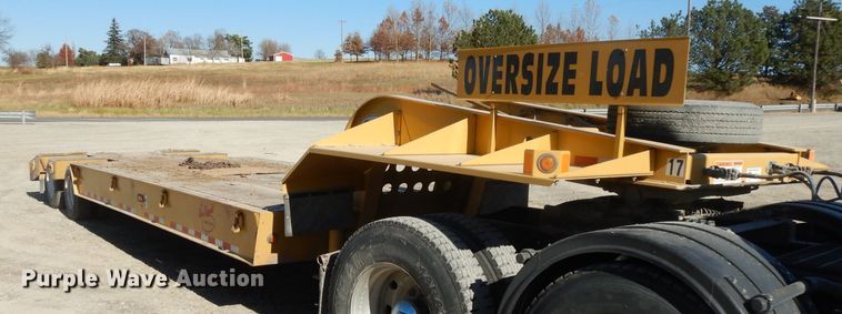 image for item DE2519 2011 Etnyre R35TL lowboy equipment trailer