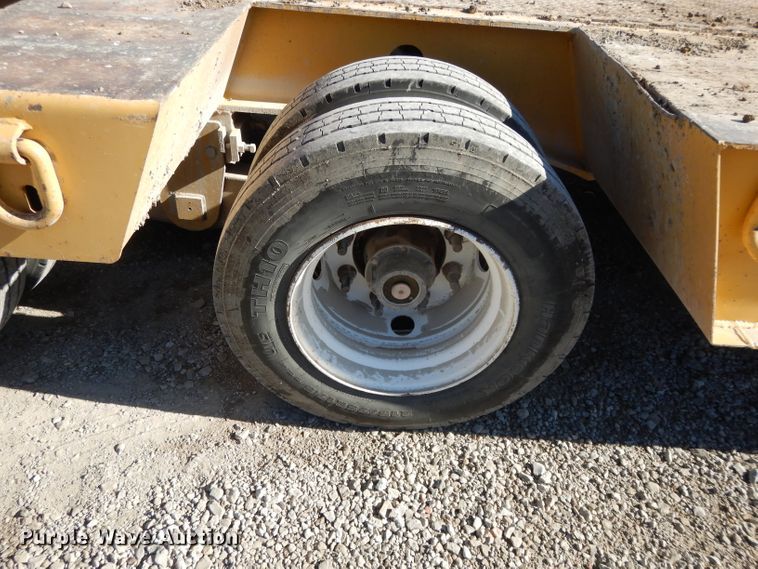 image for item DE2519 2011 Etnyre R35TL lowboy equipment trailer
