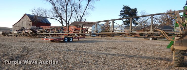 image for item DE2528 2007 John Deere 4720  sprayer