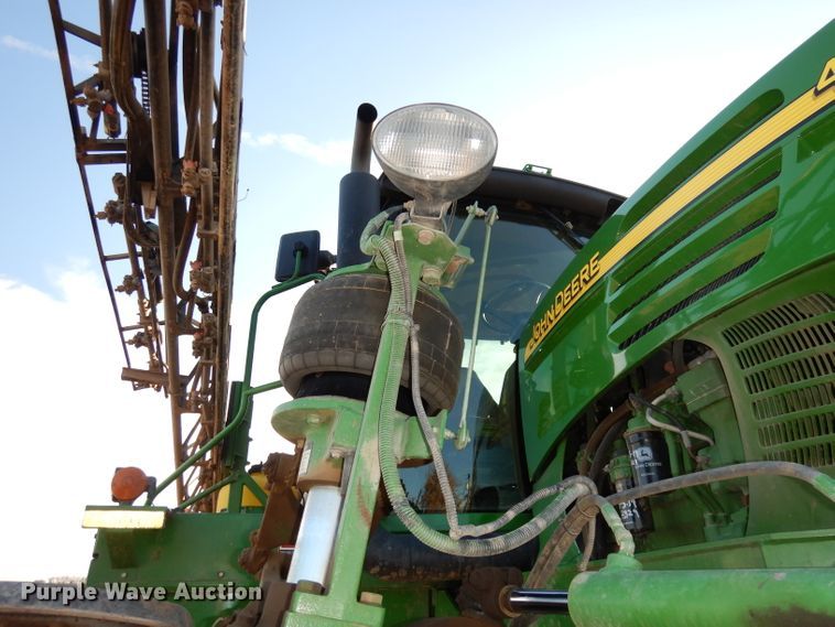 image for item DE2528 2007 John Deere 4720  sprayer