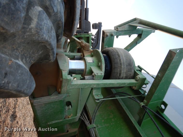 image for item DE2528 2007 John Deere 4720  sprayer