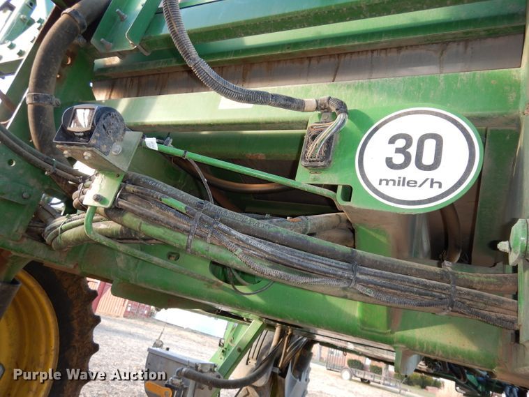 image for item DE2528 2007 John Deere 4720  sprayer