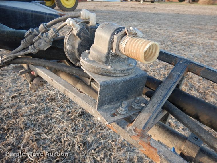 image for item DE2528 2007 John Deere 4720  sprayer