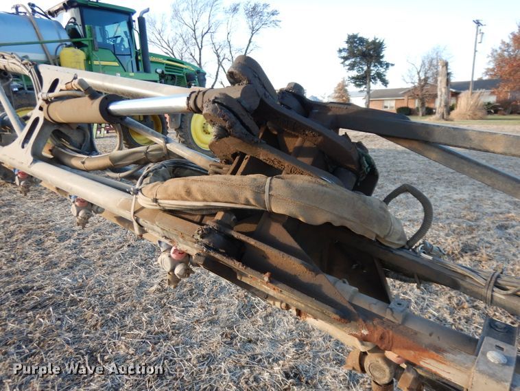 image for item DE2528 2007 John Deere 4720  sprayer