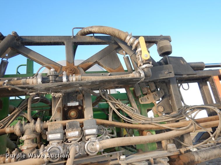 image for item DE2528 2007 John Deere 4720  sprayer