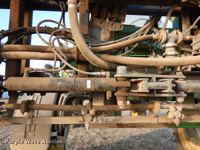 image for item DE2528 2007 John Deere 4720  sprayer