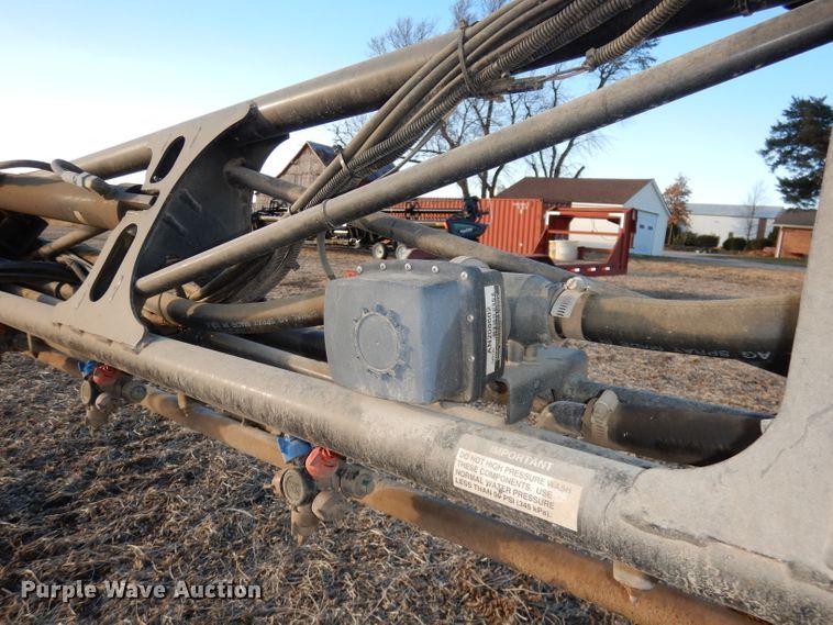 image for item DE2528 2007 John Deere 4720  sprayer