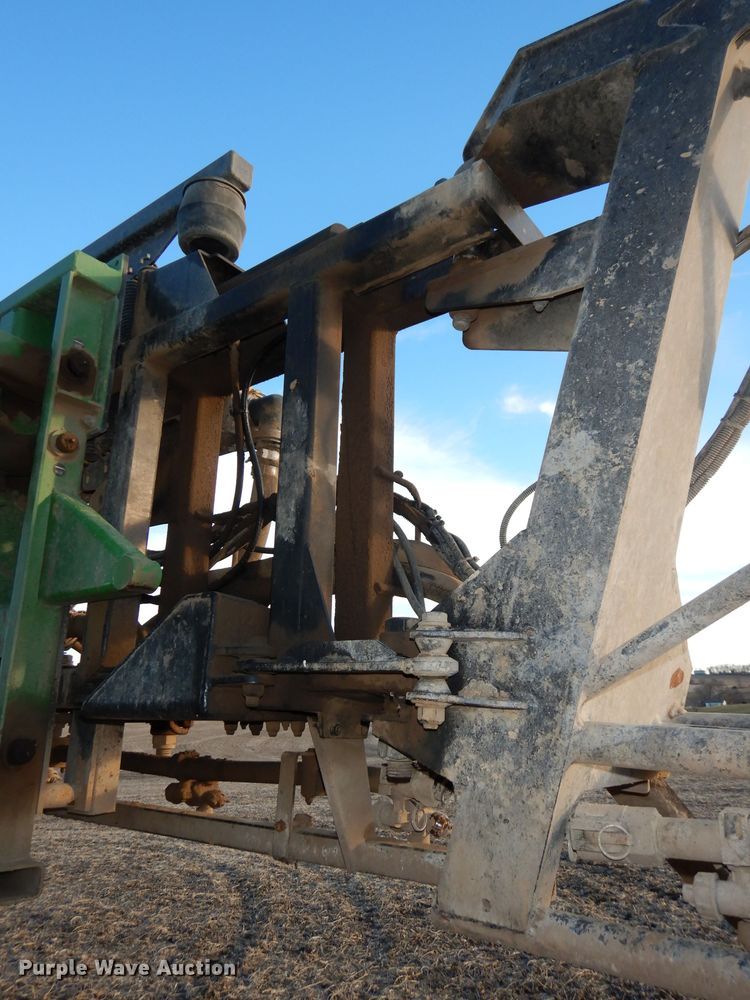 image for item DE2528 2007 John Deere 4720  sprayer