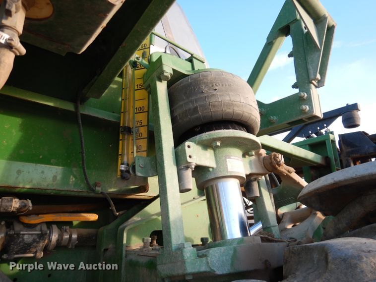 image for item DE2528 2007 John Deere 4720  sprayer