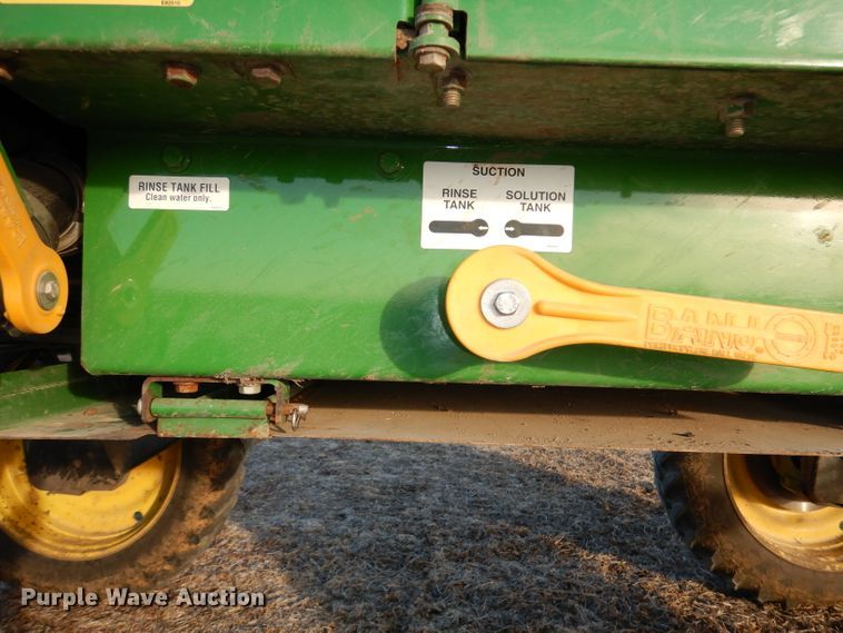 image for item DE2528 2007 John Deere 4720  sprayer
