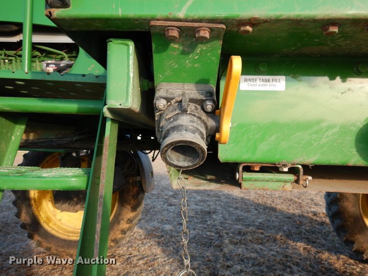 image for item DE2528 2007 John Deere 4720  sprayer