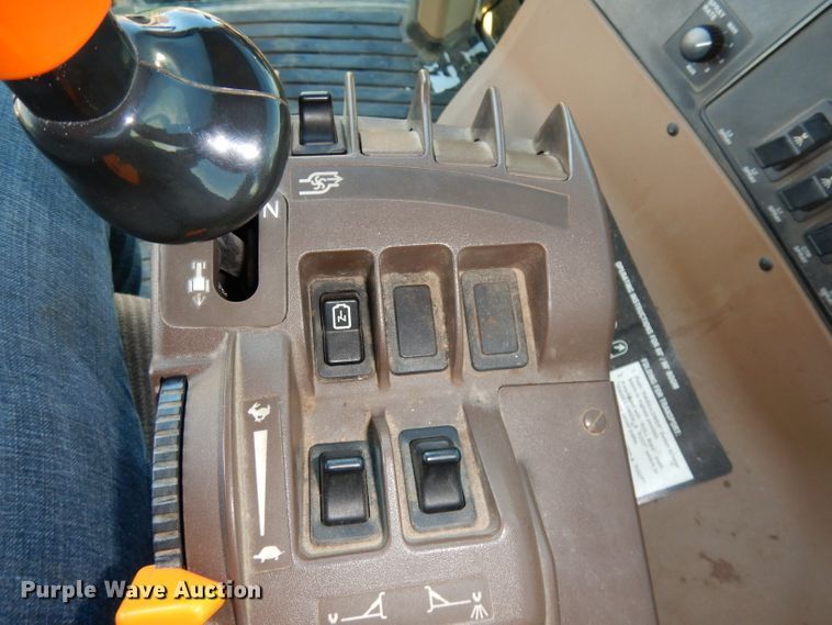 image for item DE2528 2007 John Deere 4720  sprayer