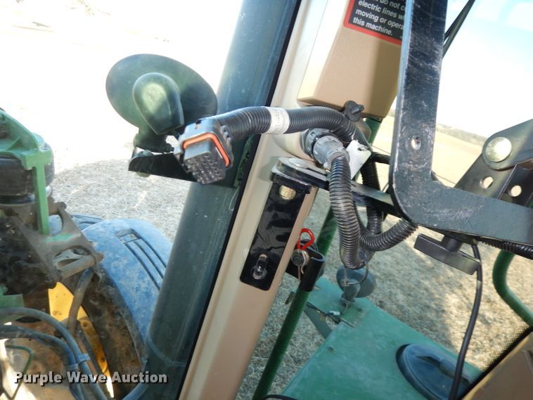 image for item DE2528 2007 John Deere 4720  sprayer