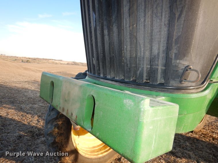 image for item DE2528 2007 John Deere 4720  sprayer