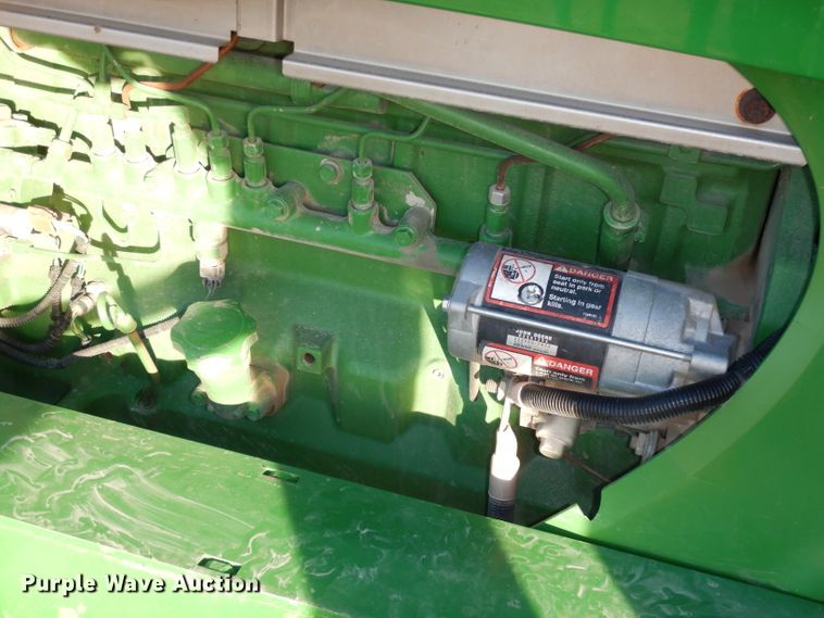 image for item DE2528 2007 John Deere 4720  sprayer