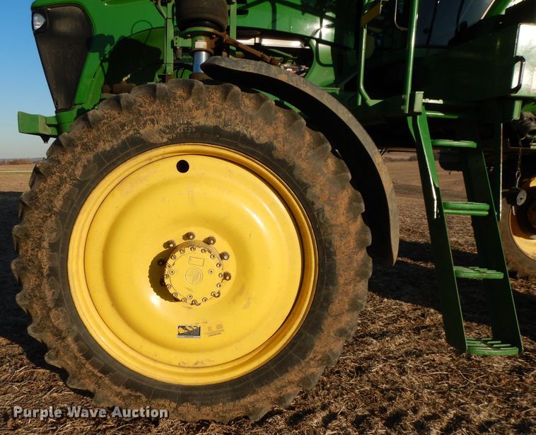 image for item DE2528 2007 John Deere 4720  sprayer