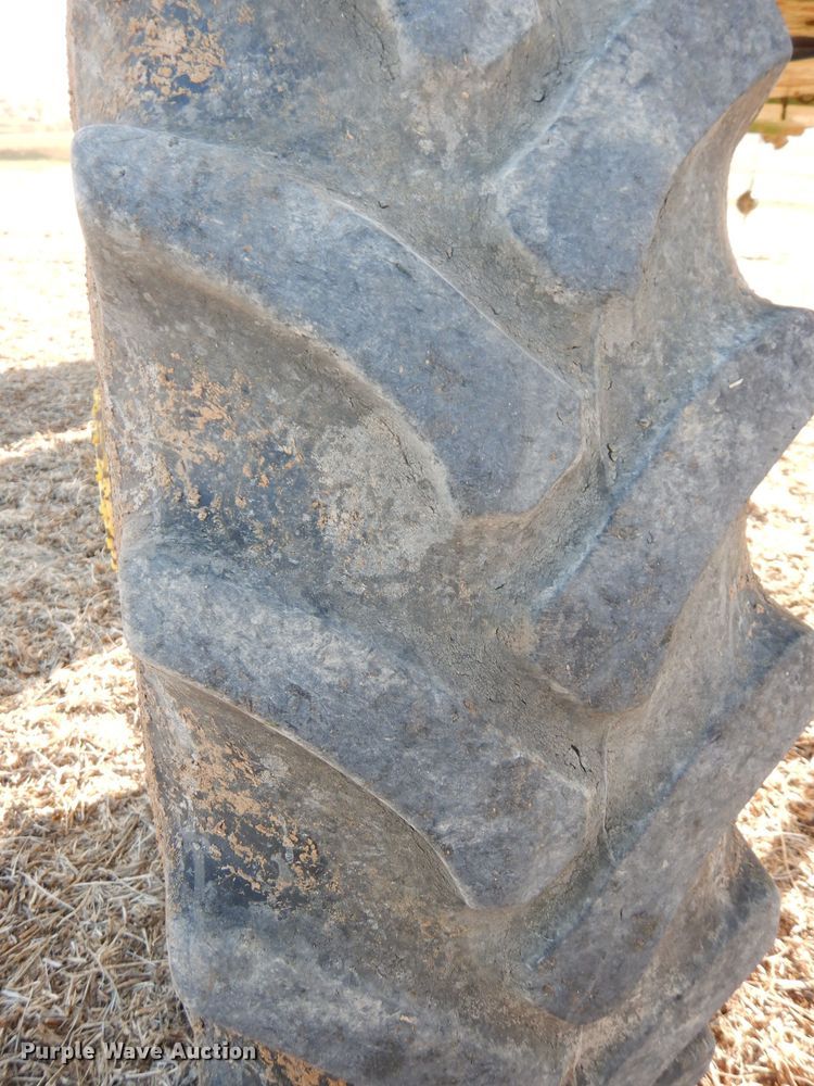 image for item DE2528 2007 John Deere 4720  sprayer