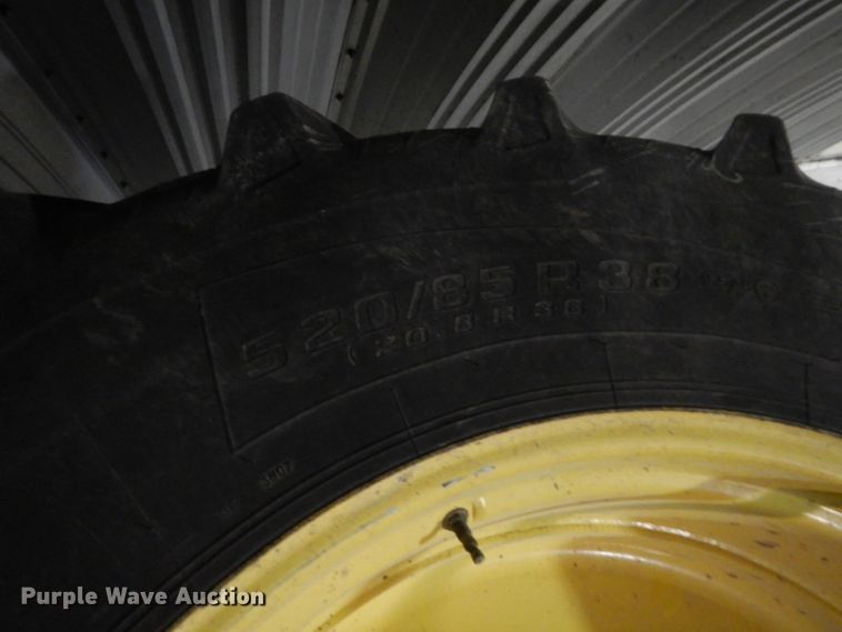 image for item DE2528 2007 John Deere 4720  sprayer