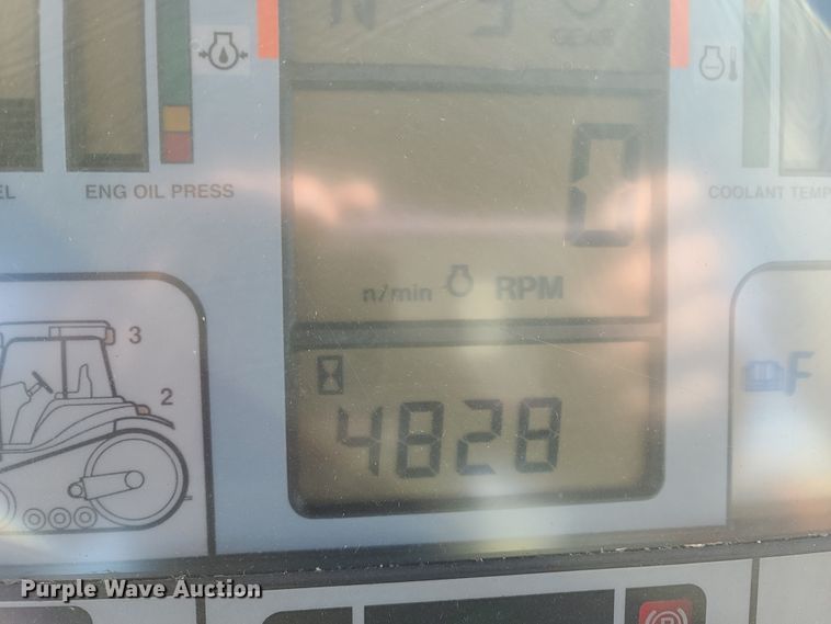 image for item DE2530 1995 Caterpillar Challenger 45  tractor