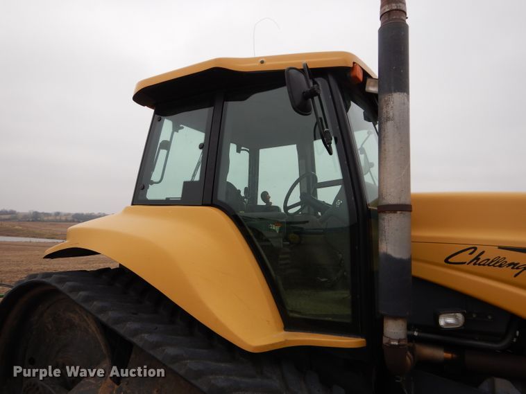 image for item DE2530 1995 Caterpillar Challenger 45  tractor