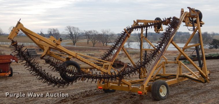 image for item DE2531 Phillips 4305A rotary hoe