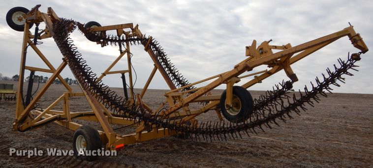 image for item DE2531 Phillips 4305A rotary hoe