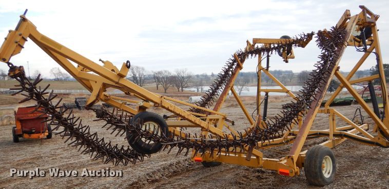 image for item DE2531 Phillips 4305A rotary hoe