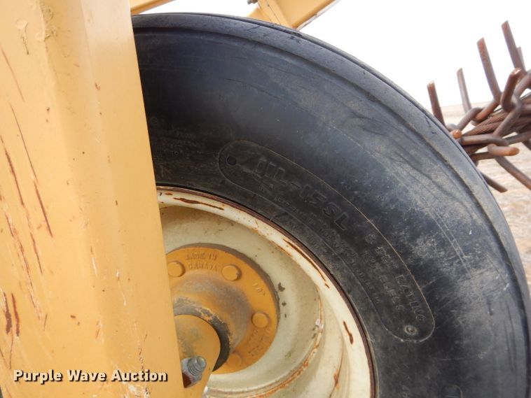 image for item DE2531 Phillips 4305A rotary hoe