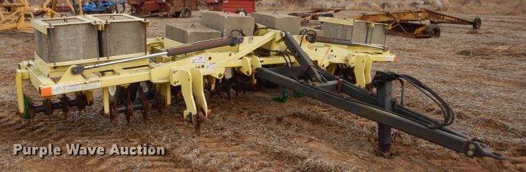 image for item DE2532 Holland AerWay AW20008B33 aerator