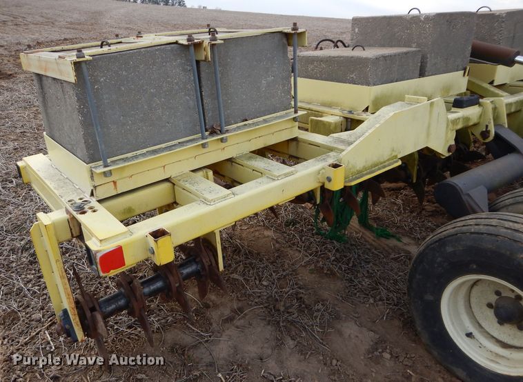 image for item DE2532 Holland AerWay AW20008B33 aerator