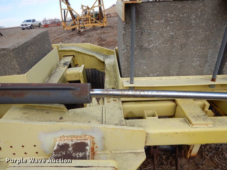 image for item DE2532 Holland AerWay AW20008B33 aerator