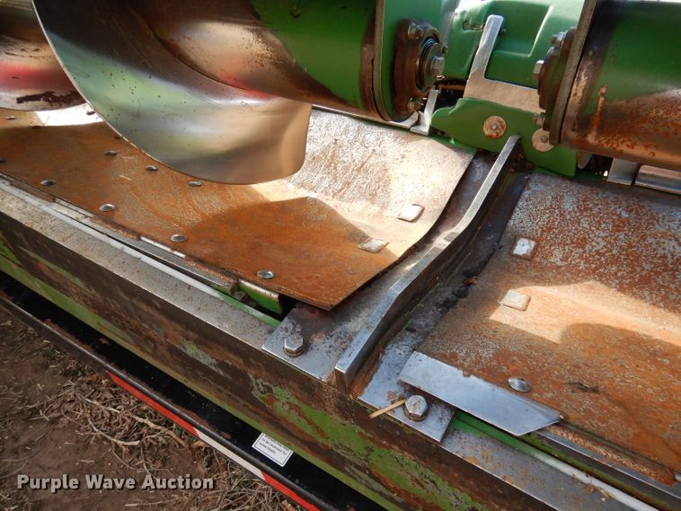 image for item DE2533 2014 John Deere 612C corn head