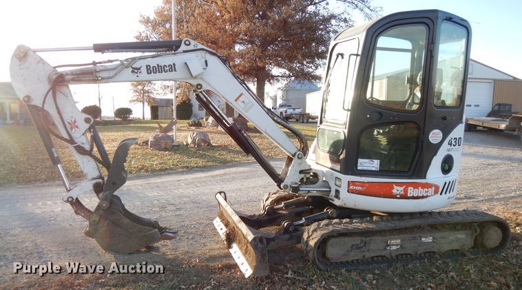 image for item DE2540 2005 Bobcat 430HAG ZHS  mini excavator