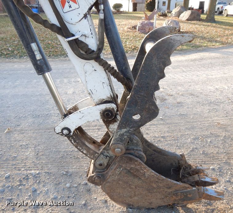 image for item DE2540 2005 Bobcat 430HAG ZHS  mini excavator