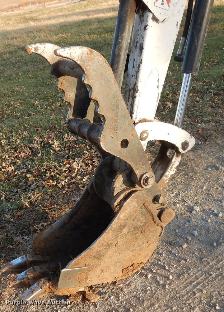 image for item DE2540 2005 Bobcat 430HAG ZHS  mini excavator