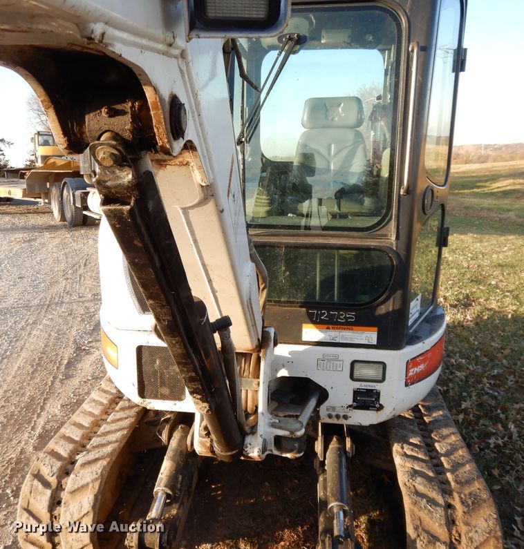 image for item DE2540 2005 Bobcat 430HAG ZHS  mini excavator