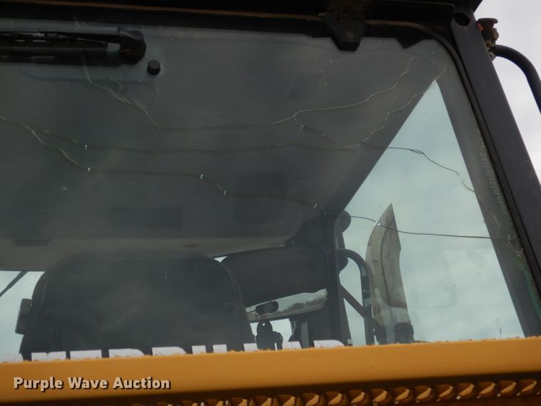 image for item DE2541 1996 Caterpillar Challenger 85D  tractor