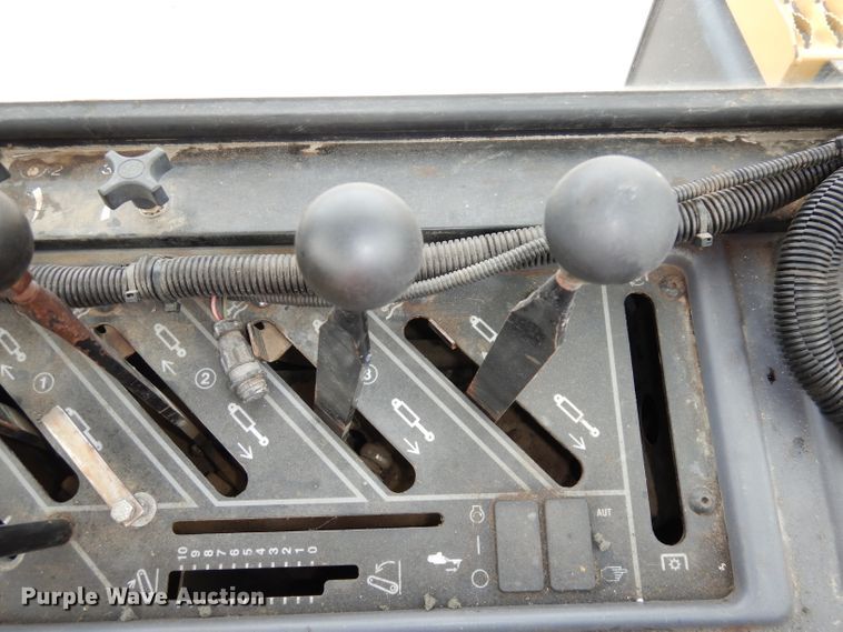 image for item DE2541 1996 Caterpillar Challenger 85D  tractor