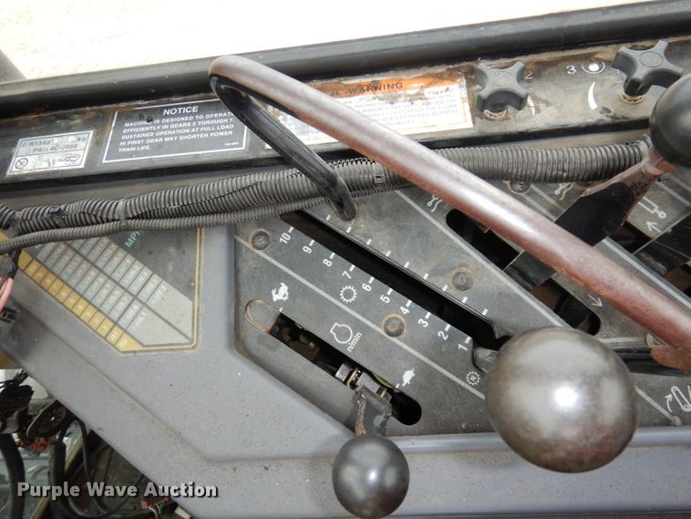 image for item DE2541 1996 Caterpillar Challenger 85D  tractor