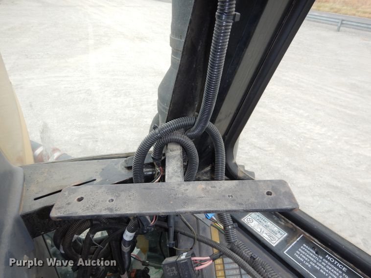 image for item DE2541 1996 Caterpillar Challenger 85D  tractor