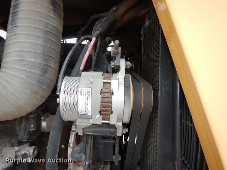 image for item DE2541 1996 Caterpillar Challenger 85D  tractor