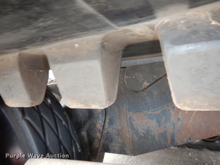 image for item DE2541 1996 Caterpillar Challenger 85D  tractor