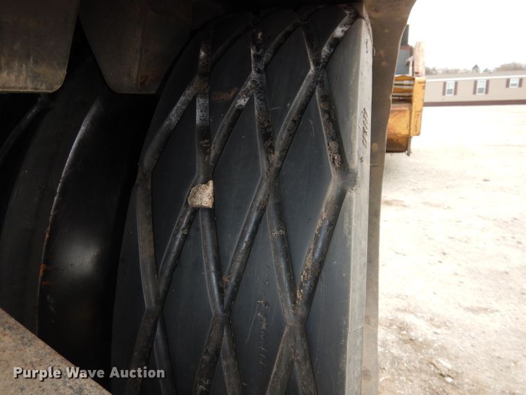 image for item DE2541 1996 Caterpillar Challenger 85D  tractor