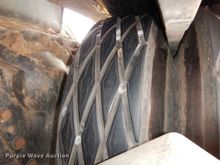 image for item DE2541 1996 Caterpillar Challenger 85D  tractor