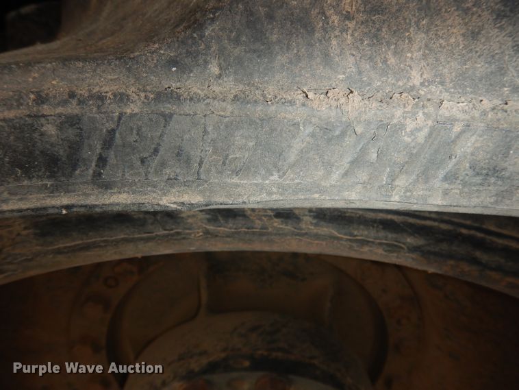 image for item DE2541 1996 Caterpillar Challenger 85D  tractor