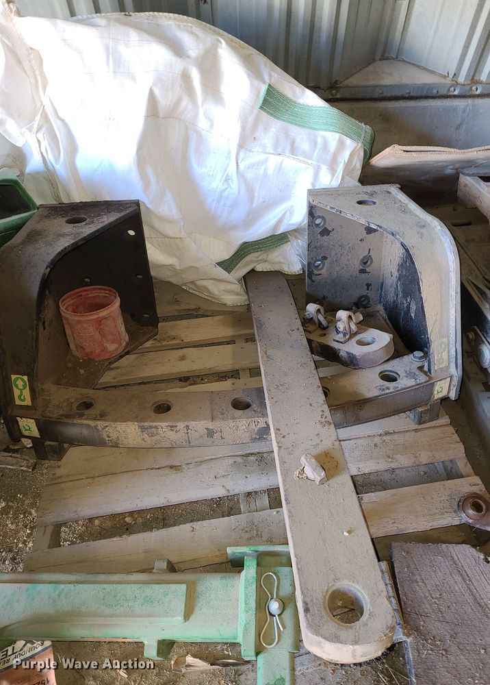 image for item DE2541 1996 Caterpillar Challenger 85D  tractor